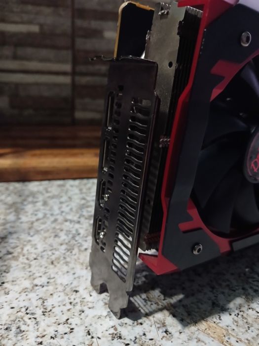 Red Devil RX Vega 56 8GB 2048 bit