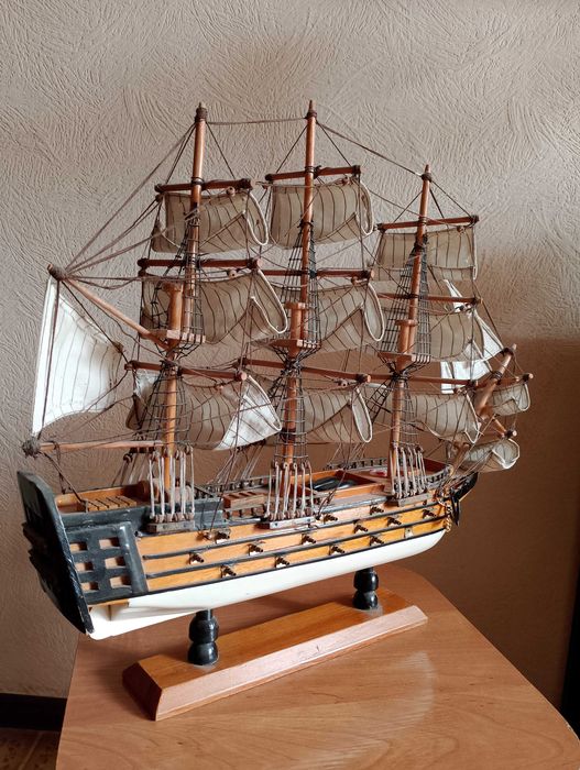 Корабль сувенирный 50см/40см