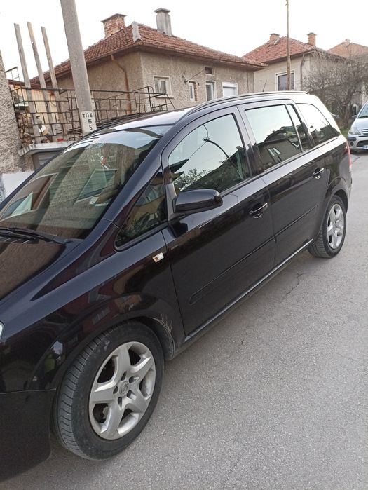 Opel Zafira 1.7 дизел