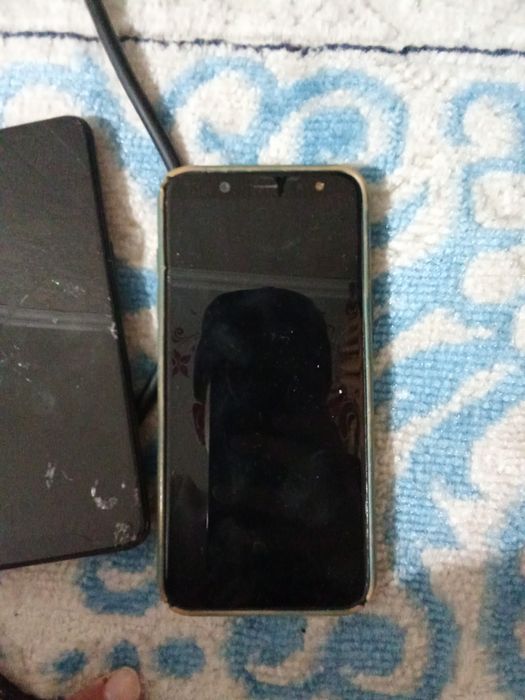 Самсунг а6 состаинеие адемы