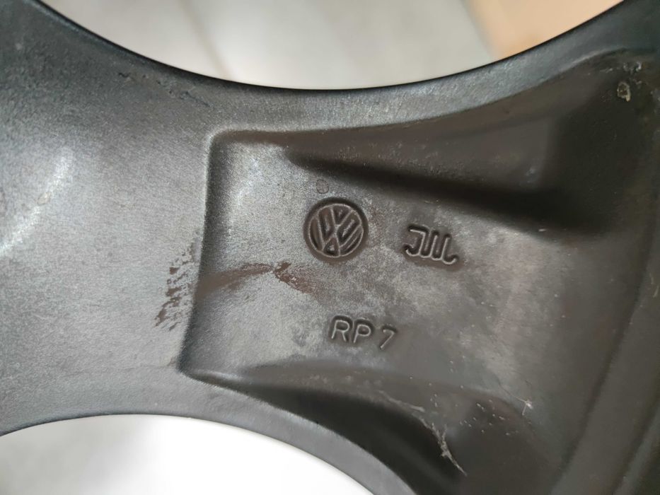 Джанти 18 - Volkswagen Golf GTI