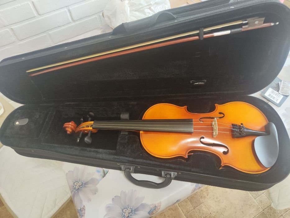 Скрипка4/4 новая