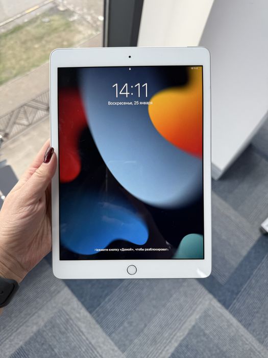 Продается  Ipad 8