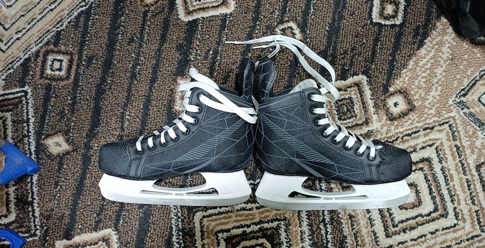 Продам коньки в отличном состоянии