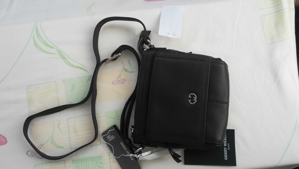 Дамска чаната тъмно кафява Gerry Weber естествена кожа с много джобове