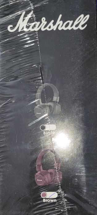 Беспроводной наушник Новая