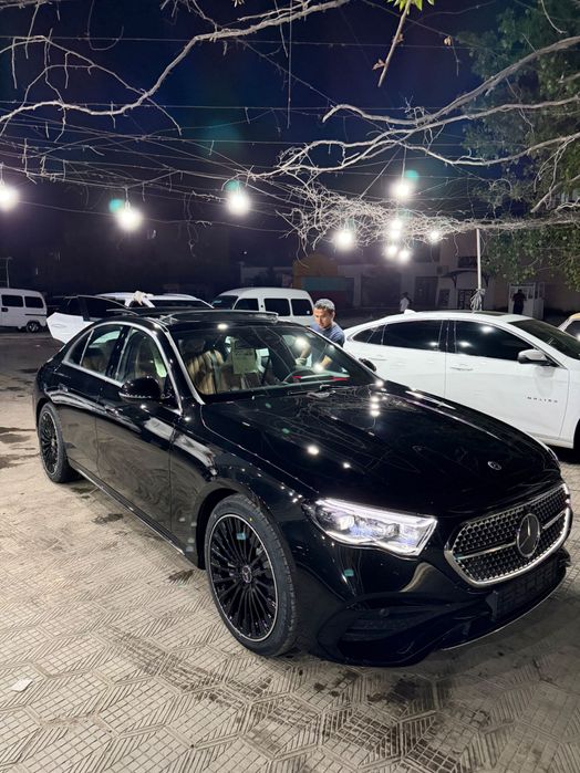 Mercedes-Benz E 300 2026 — 4