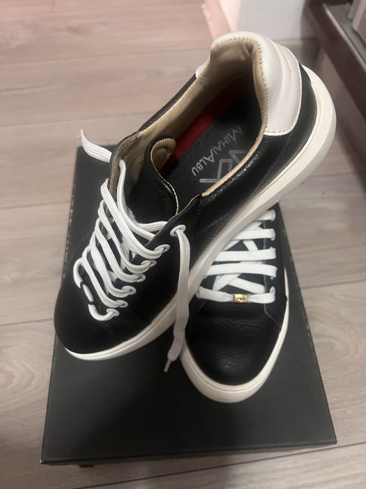 Sneakers Mika by Mihai Albu