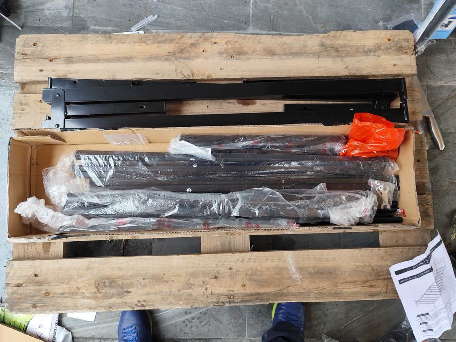 Pat metalic nefolosit