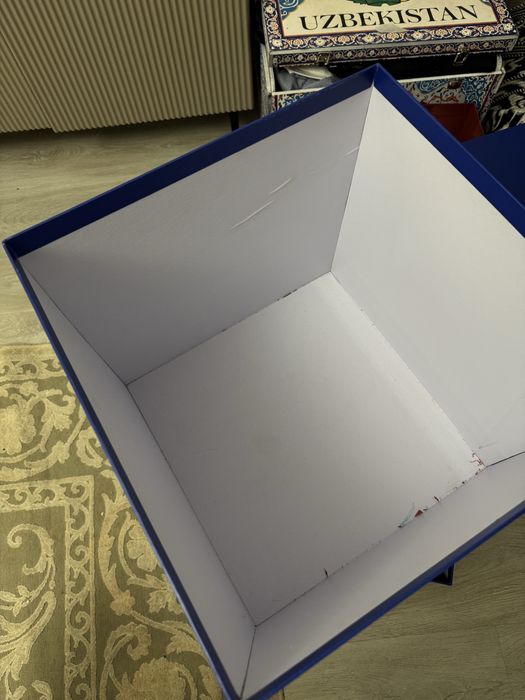 Подарочные корбки 40/40