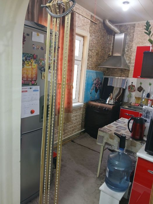 3/9/9 (9 этаж). Сергели 7. Квартира 84 м² (2 балкона). Метро - 300 м.