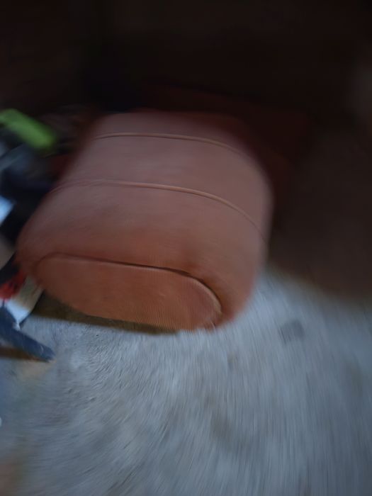 Диван с фотьойл и табуретка
