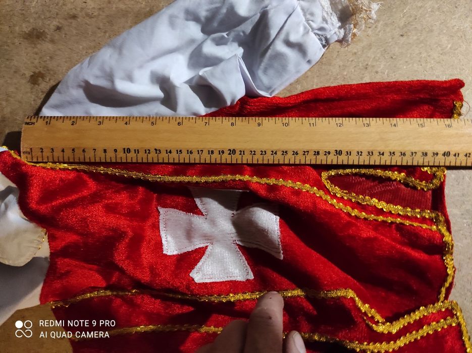 Новогодние костюмы.