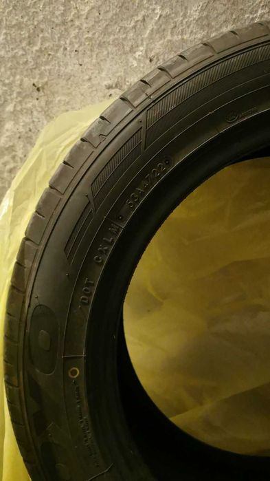 Летни Гуми TOYO 215/55/17 Нови 2 бр.