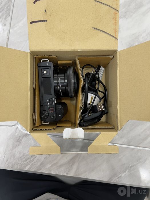 Camera Sony ZV-E10