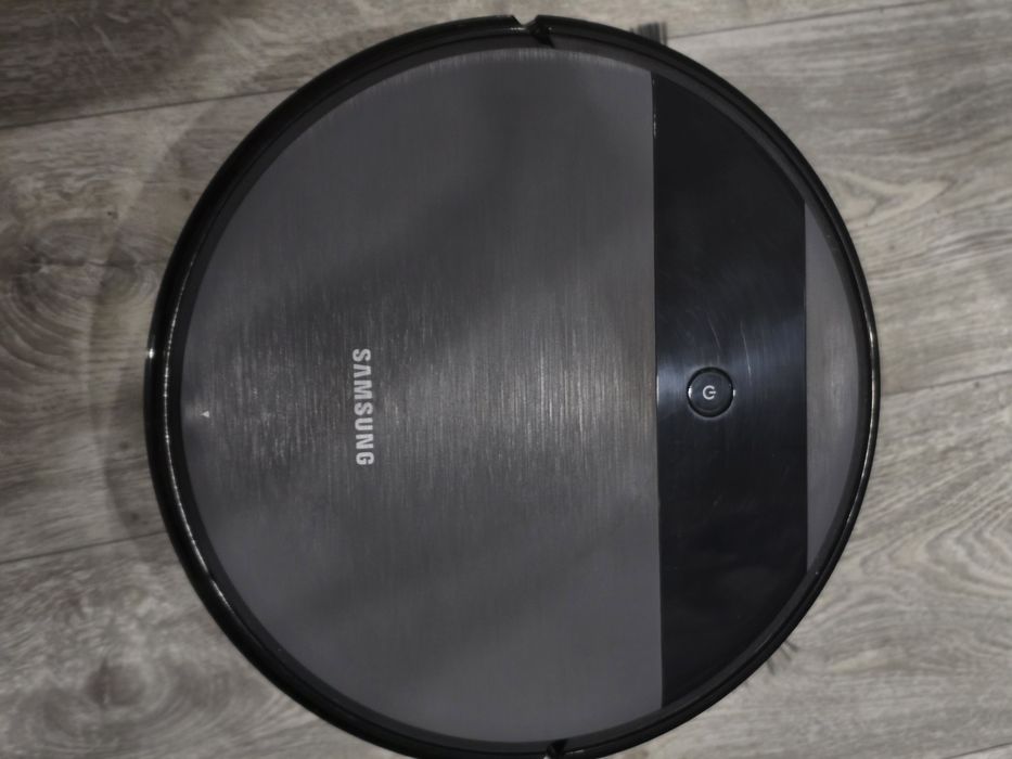 Продам робот-пылесос