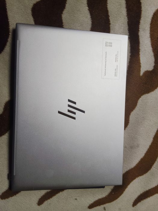 Laptop HP Elitebook 840 g10 incomplet  cu display spart