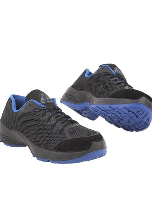 Кроссовки "Универсал"