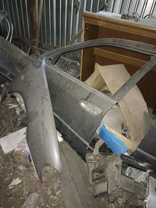 Продам всё от nissan maxima a33 кузов