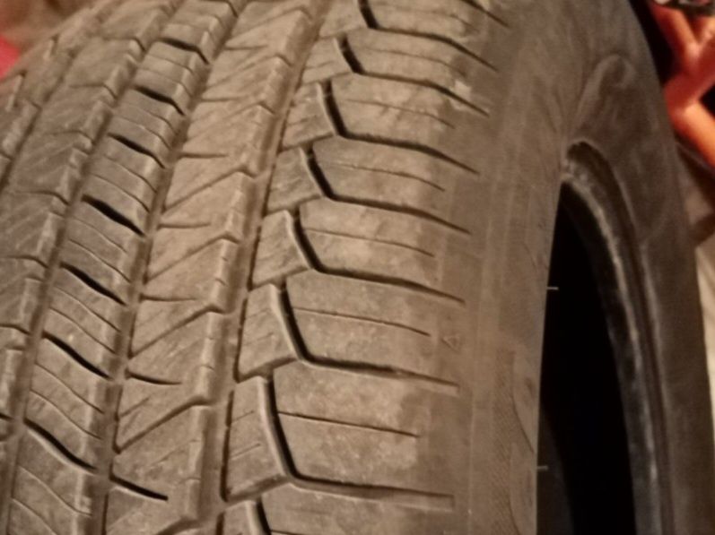 Летни гуми 255 60 18