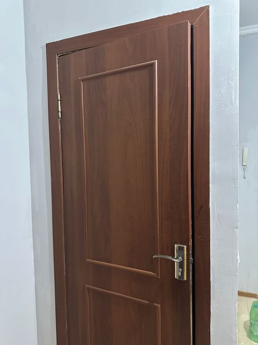 Межкомнатные двери б/у