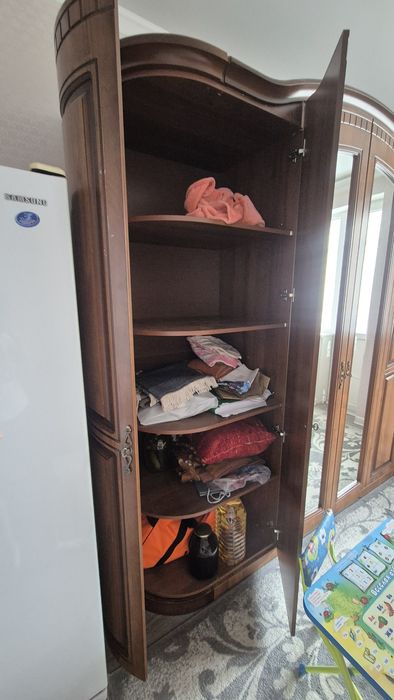 Продам шкаф. Б/у