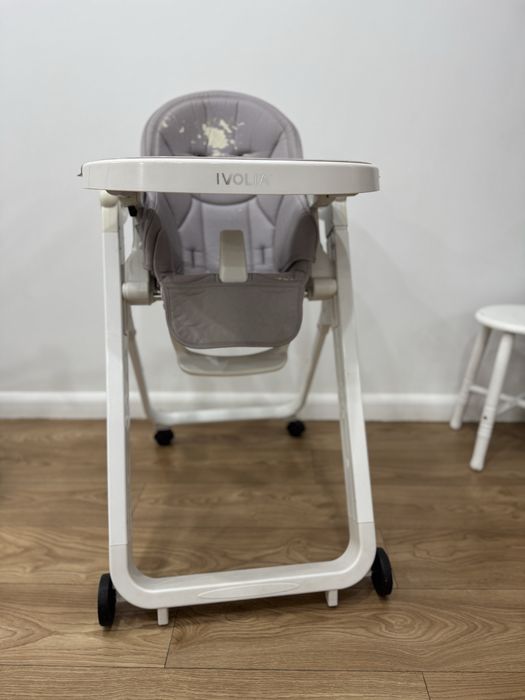 Продам детский стул для кормления.