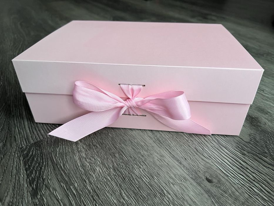 Кутии с вечни рози. Подарък за рожден ден, 8-ми март, юбилей, бал!