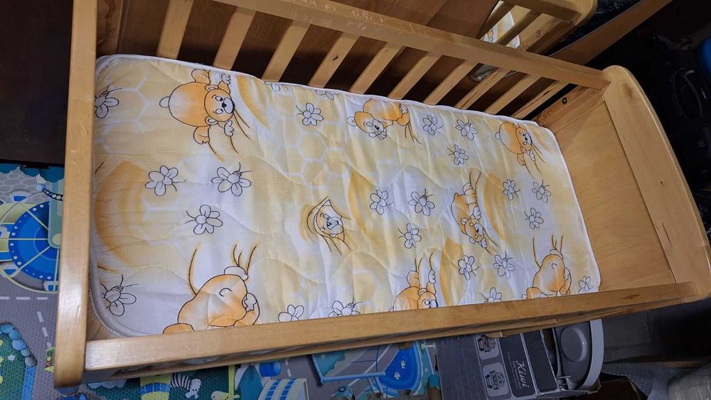 Люлееща кошара за новородено масивна