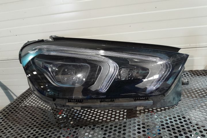 FAR DREAPTA  A1679068607 MX1253 Mercedes-Benz GLE a 2-a generatie (W1