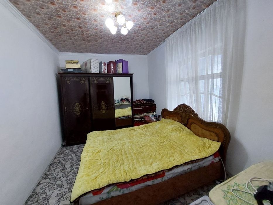Продаю участок 3.8 соток 2 холл 6 комната.Круг Рахат маххаля Олмос.