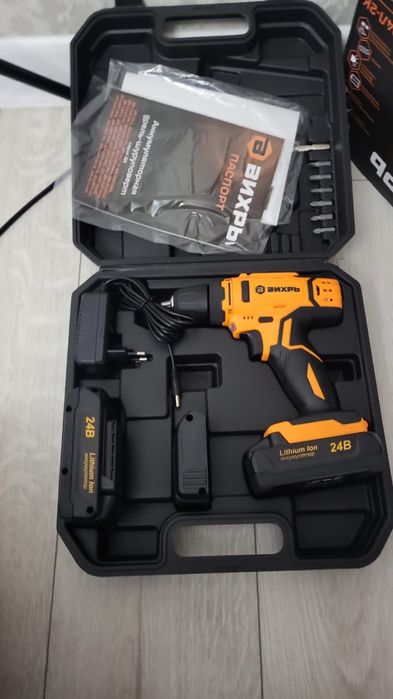 Шуруповёрт Продам.Новый.