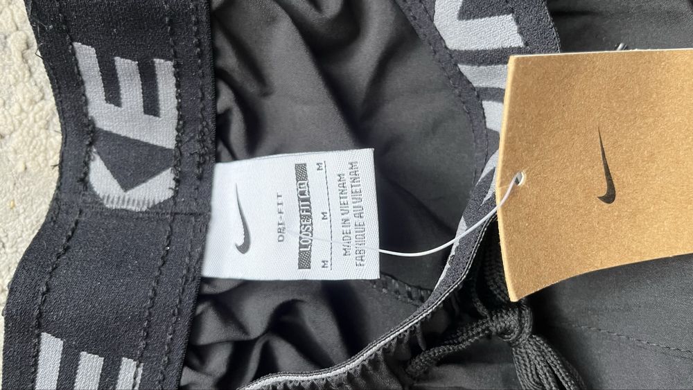 Nike Dri-FIT Challenger