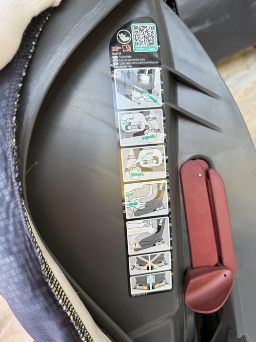 Детски столчета за кола Britax и Kinderkraft