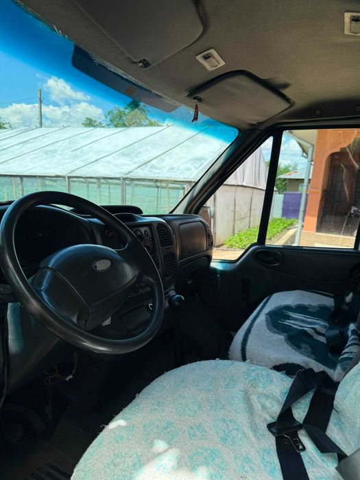 Dubă Ford Transit 2.4 diesel
