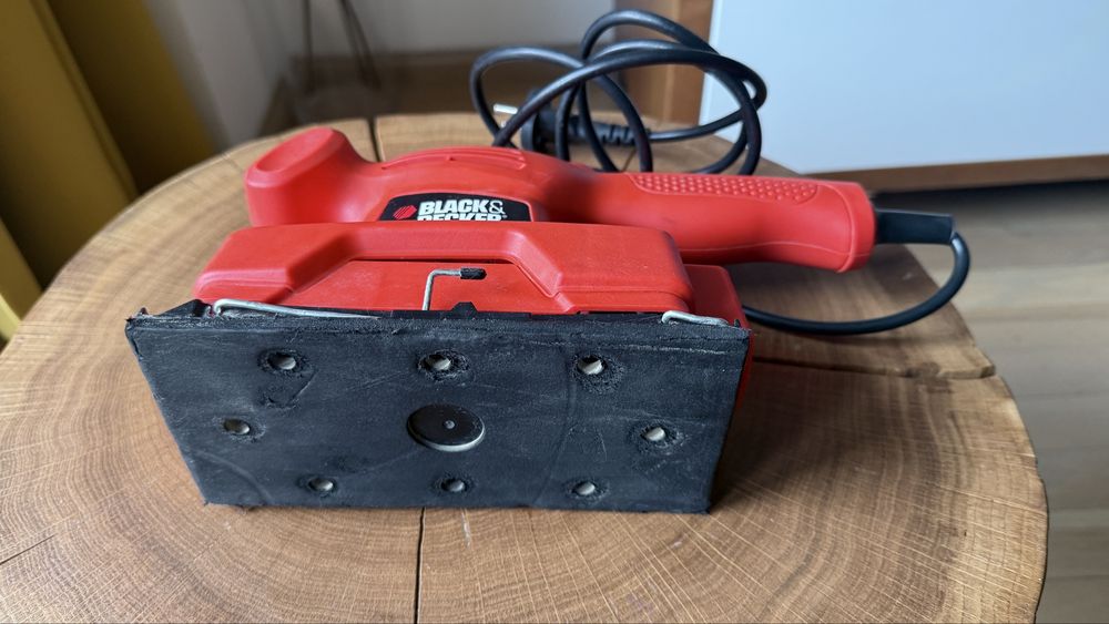 Slefuitor cu vibratii Black and Decker KA300