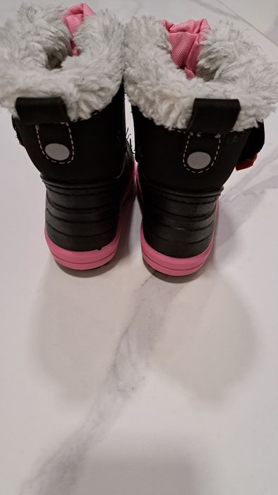 Зимни детски апрески