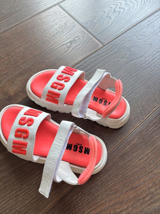 Маратонки adidas 31 номер,Сандали MSGM 30 номер