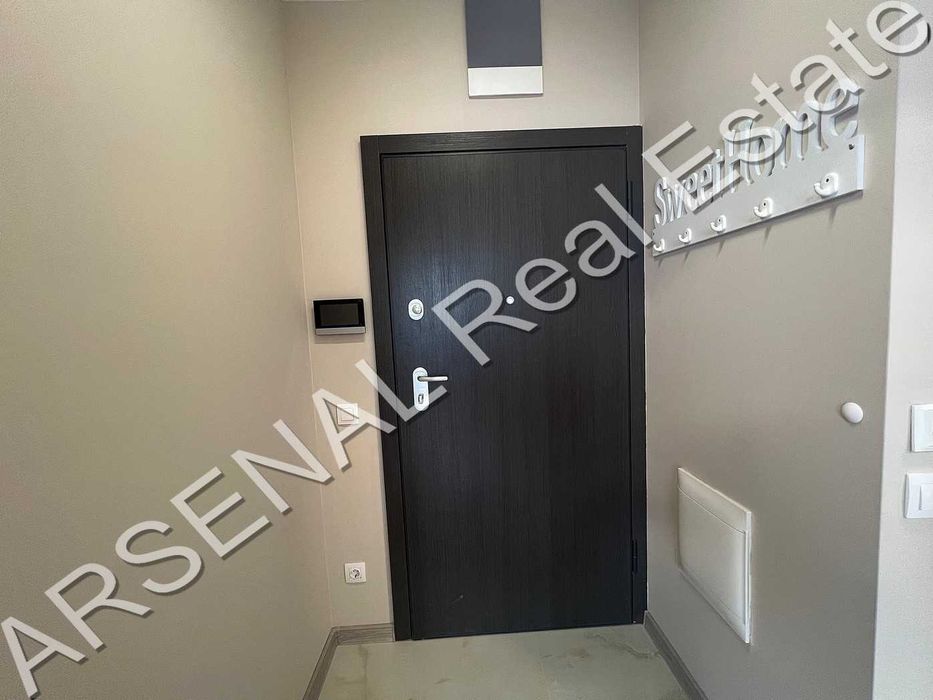 Дава се под наем Двустаен апартамент в София, Център - 62 кв.м за 650 € - Снимка #1