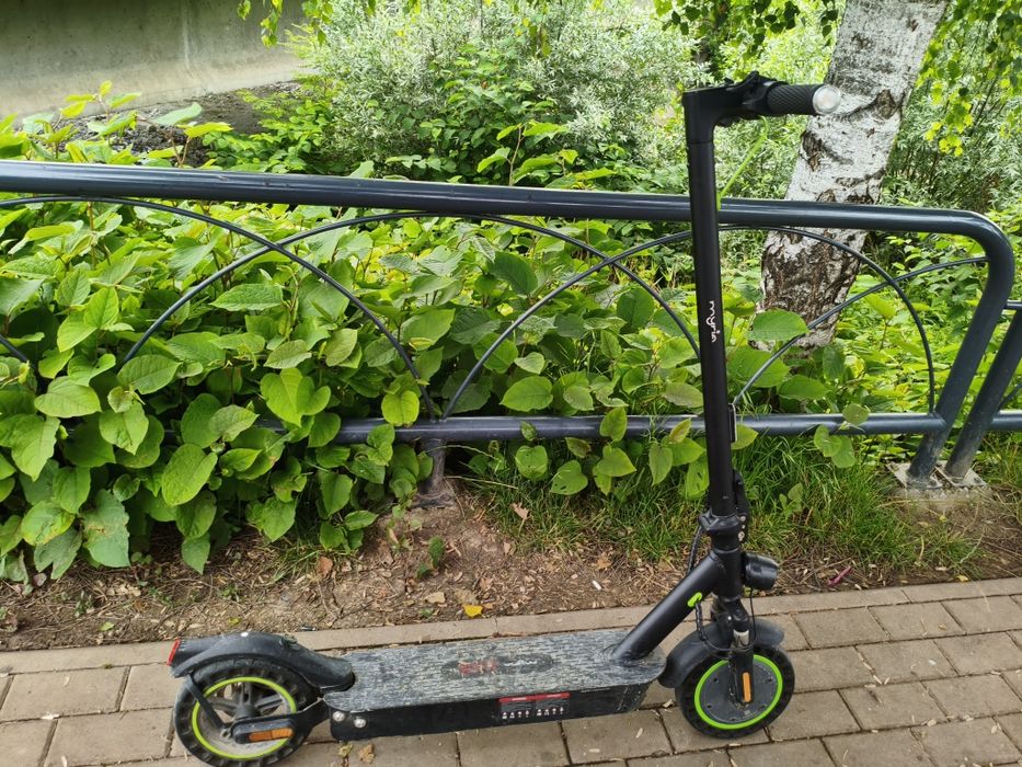 Vând trotineta electrica myria road traveller viteza maxima 25 km h  50 km autonomie PREȚ FIX 1500 lei