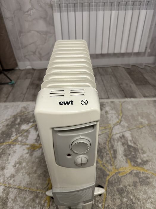 Обогреватель для дома масляный радиатор.