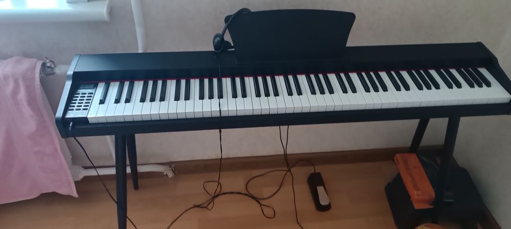 Цифровое пианино