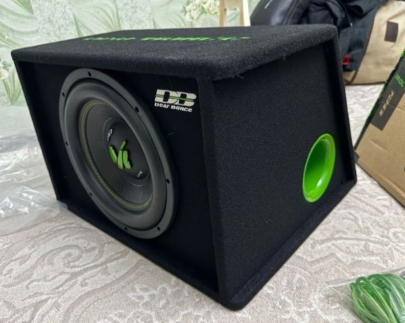 Продам Сабвуфер Machete ML-12A