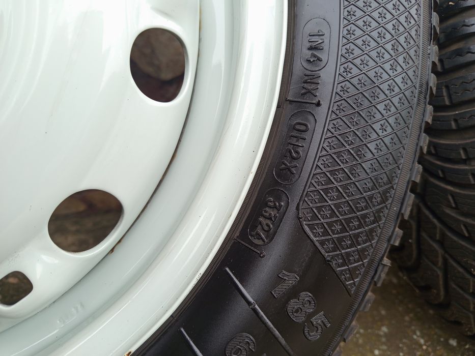 185/65/15 Джанти за Шкода  VW  4 броя+2 гуми