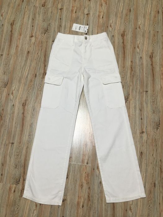 Blugi albi cargo Zara