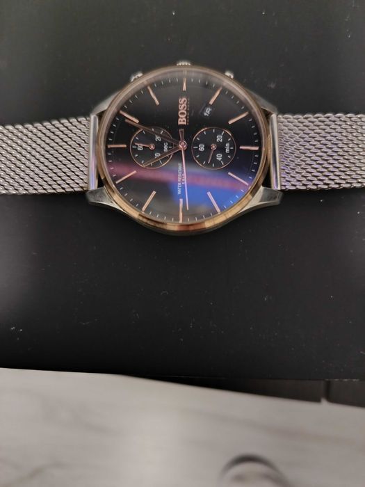 Ceas Hugo Boss că  nou