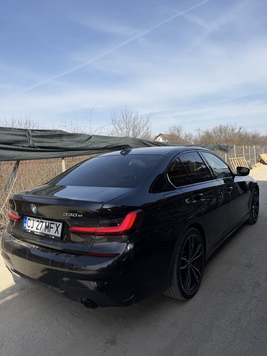 Bmw 330E M PACK XDRIVE 2021 90.000 KM PLUG IN usor avariat / avariate