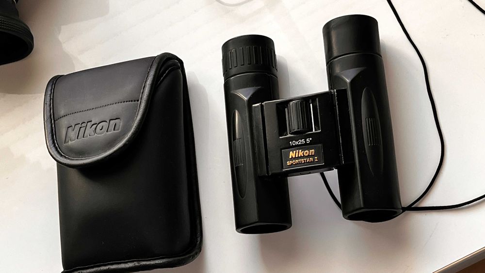 Binoclu Nikon 10 x 25 5° SportStar II