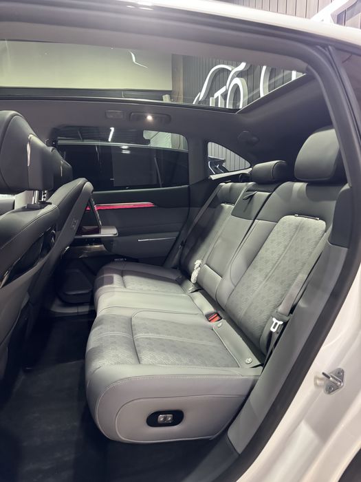 full option  Zeekr 7Х 2025