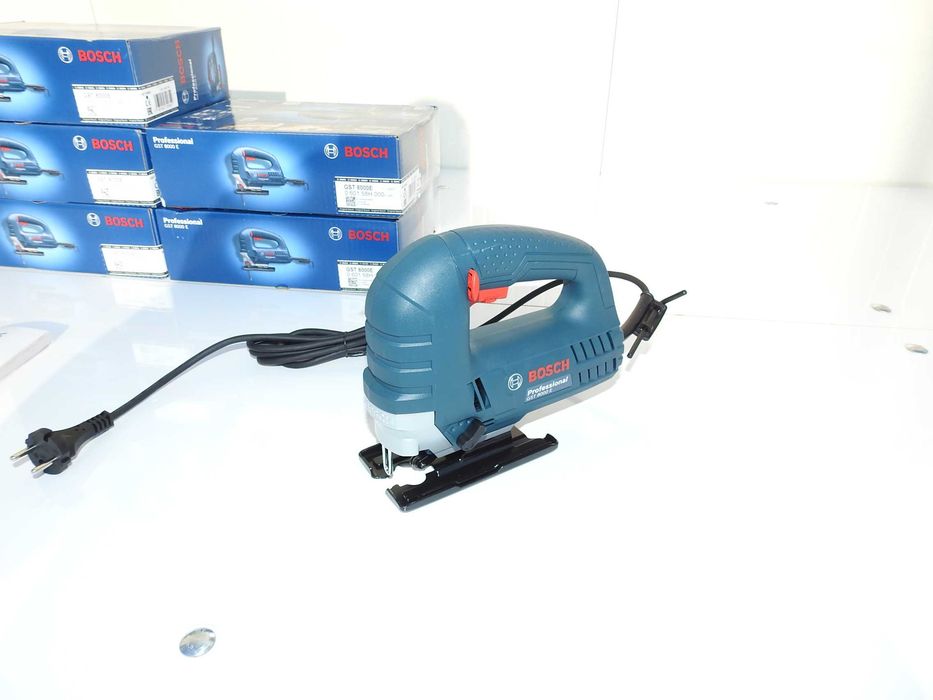 Ferastrau vertical BOSCH GST 8000 E
